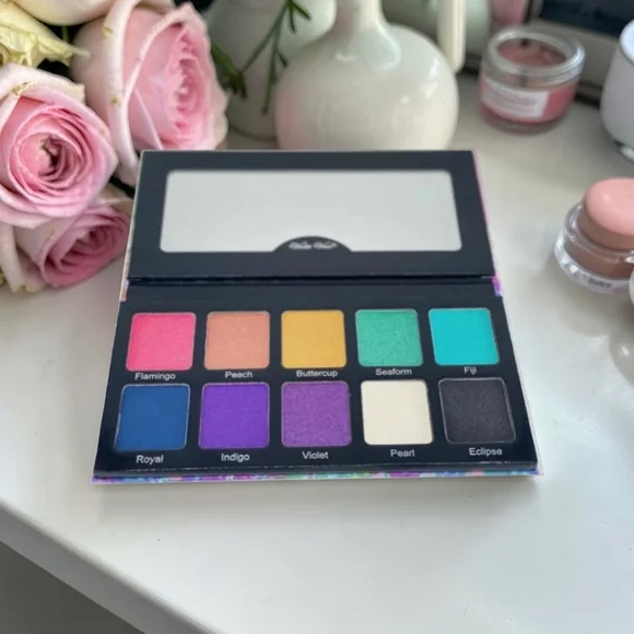 Violet Voss The Rainbow Eye Shadow Palette - Purple and Blue - Picture 2 of 3
